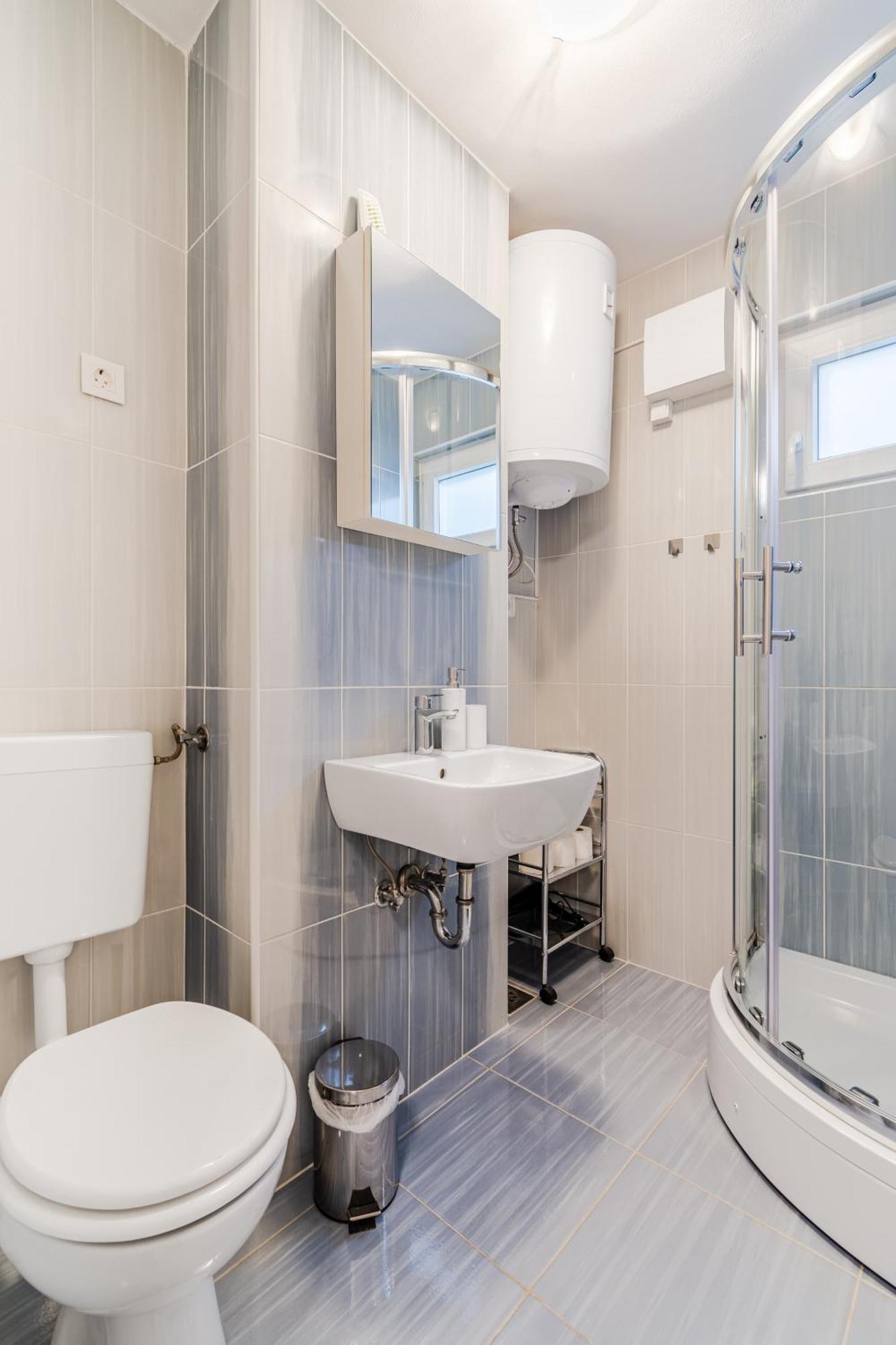 Apartment Mojca โบเว็ก ภายนอก รูปภาพ